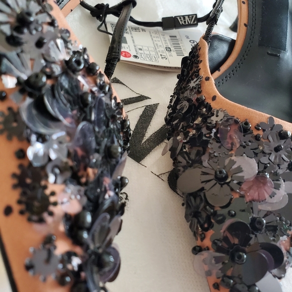 SLINGBACK HIGH HEELS WITH SEQUINS - Picture 10 of 13